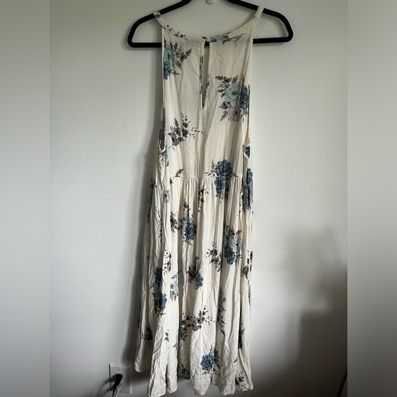 Torrid Midi Challis High Neck Flowy Fit Flare Dress - Blue Cream Floral - 3 3x - Picture 5 of 9